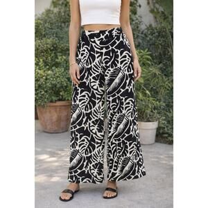 Rose + Olive High Rise Wide Leg Beachy Cover Up Pants Black White Small